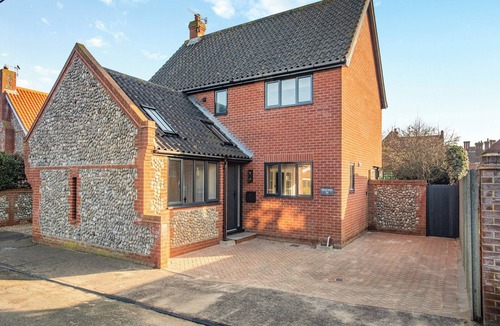 Overstrand Cottage | 5 bedroom accommodation in Overstrand