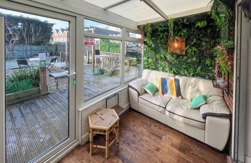 Seasalter Cottage | 5 bedroom accommodation in Whitstable