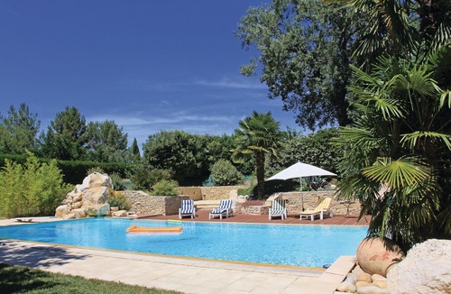 Montelimar House | 5 bedroom accommodation in Montélimar