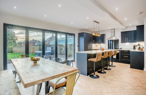 Ashbourne Cottage | 5 bedroom accommodation in Ashbourne