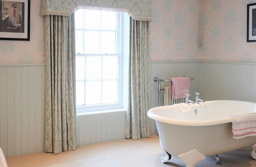 Harker Cottage | 5 bedroom accommodation in Carlisle