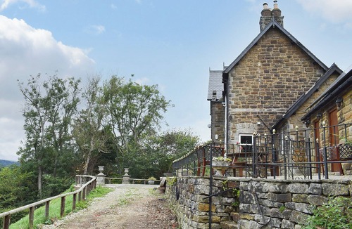 Grosmont Cottage | 5 bedroom accommodation in Grosmont