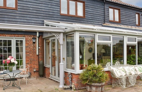 Aldborough Cabin | 5 bedroom accommodation in Hanworth