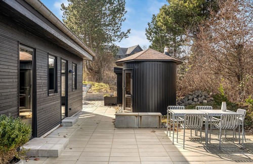 Handrup Strand House | 5 bedroom accommodation in Ebeltoft