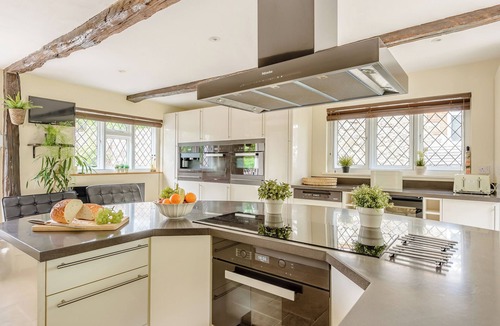 Charing Cottage | 5 bedroom accommodation in Ashford