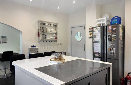 Shipley Cottage | 5 bedroom accommodation in Baildon