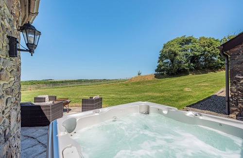 Hartland Cottage | 5 bedroom accommodation in Hartland, Bideford