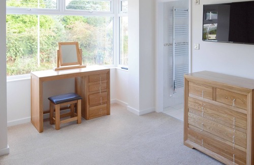 Exmouth Cottage | 5 bedroom accommodation in Exmouth