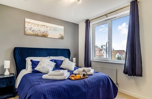 Ipswich Cottage | 5 bedroom accommodation in Ipswich