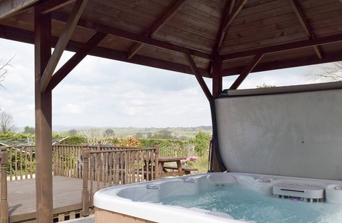 Narberth Cottage | 5 bedroom accommodation in Narberth