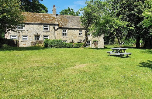 Draughton Cottage | 5 bedroom accommodation in Draughton, Skipton