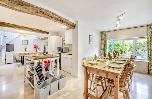 Chillington Cottage | 5 bedroom accommodation in Slapton