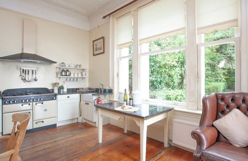 Torquay Cottage | 5 bedroom accommodation in Torquay