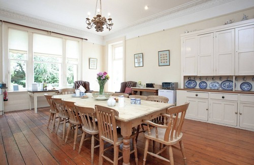 Torquay Cottage | 5 bedroom accommodation in Torquay