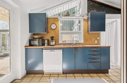 Fjand Badeby House | 5 bedroom accommodation in Ulfborg