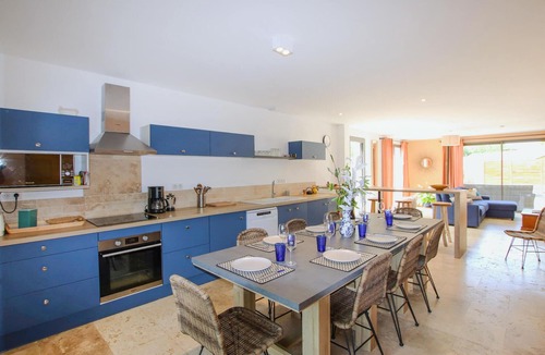 Vagnas House | 5 bedroom accommodation in Vagnas