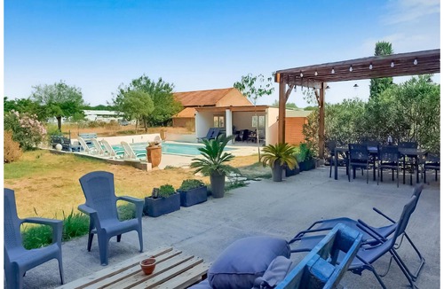 Vendres House | 5 bedroom accommodation in Vendres