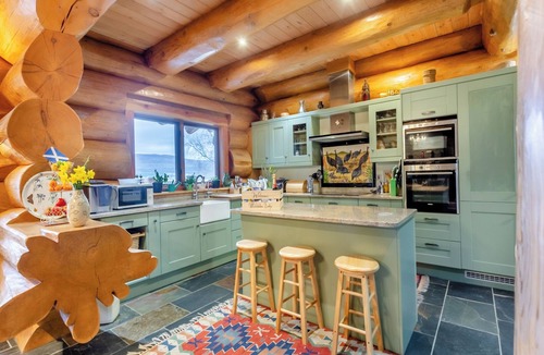 Lairg Cottage | 5 bedroom accommodation in Lairg