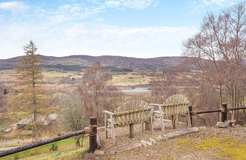 Lairg Cottage | 5 bedroom accommodation in Lairg