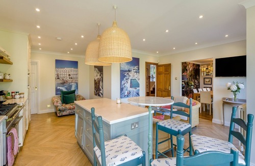 Maidenhead Cottage | 5 bedroom accommodation in Marlow