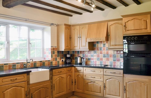 Newtown Cottage | 5 bedroom accommodation in Newtown