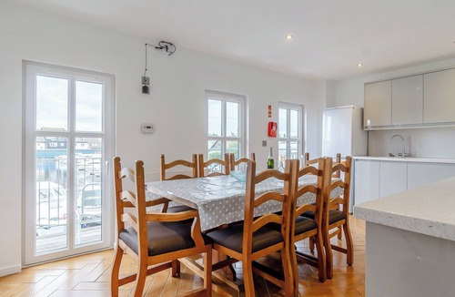 Hoveton Cottage | 5 bedroom accommodation in Wroxham