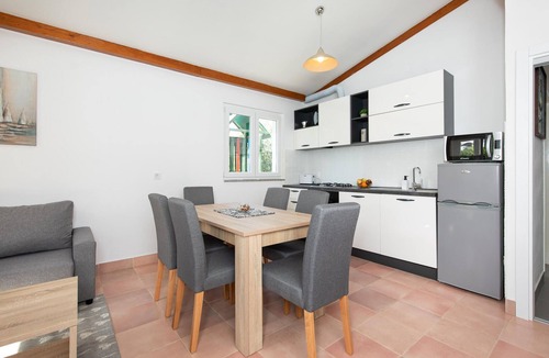 Sveti Vid Dobrinjski House | 5 bedroom accommodation in Dobrinj