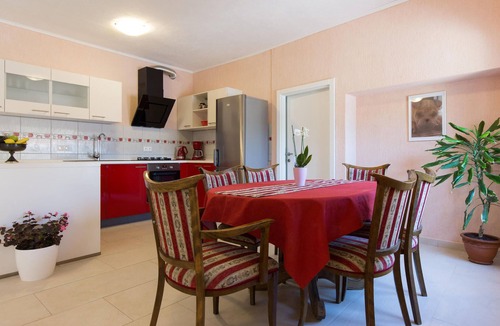 Sveti Vid Dobrinjski House | 5 bedroom accommodation in Dobrinj