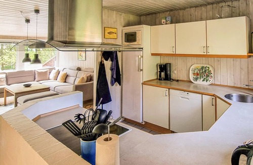 Dueodde House | 5 bedroom accommodation in Nexø