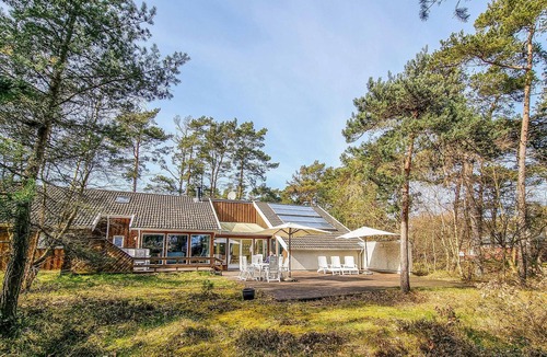 Dueodde House | 5 bedroom accommodation in Nexø