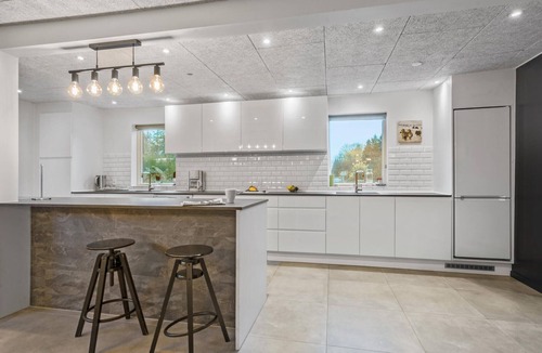Herning House | 5 bedroom amazing home in Herning