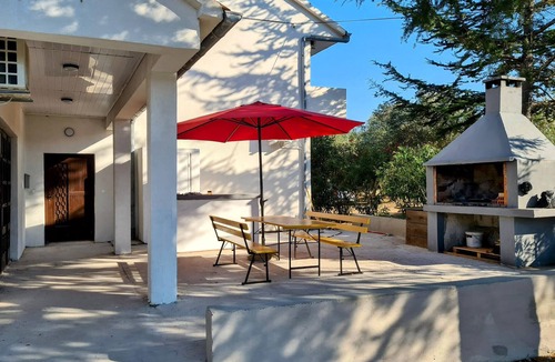 Nevidane House | 5 bedroom amazing home in Nevidane