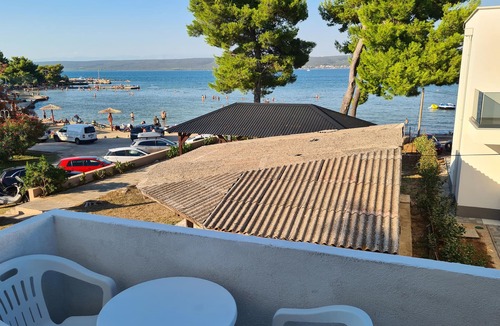 Nevidane House | 5 bedroom amazing home in Nevidane