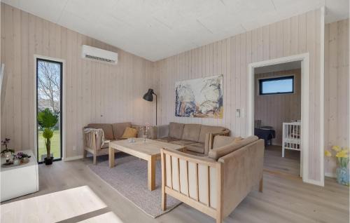 Hejsager Strand House | 5 Bedroom Amazing Home In Haderslev