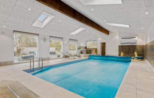 Herning House | 5 Bedroom Amazing Home In Herning