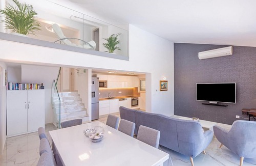 Mlini House | 5 bedroom amazing home in Mlini