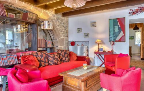 La Trinite House | 5 Bedroom Awesome Home In Villedieu-Les-Poêles