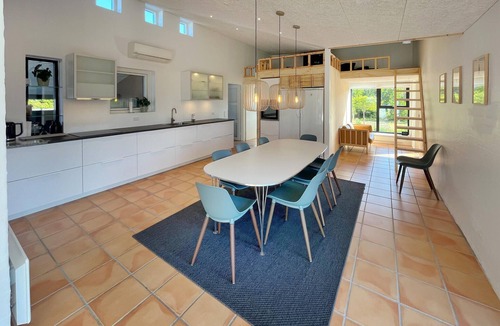Vibæk Strand House | 5 bedroom awesome home in Ebeltoft