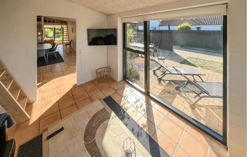 Vibæk Strand House | 5 Bedroom Awesome Home In Ebeltoft