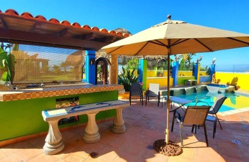 La Salina House | 5 bedroom Beachfront pool & Spa