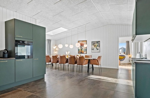 Flovt Strand House | 5 bedroom beautiful home in Haderslev