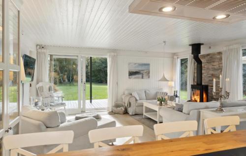 Eskebjerg House | 5 Bedroom Beautiful Home In Eskebjerg