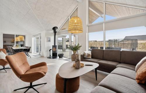 Kongsmark House | 5 Bedroom Beautiful Home In Rømø