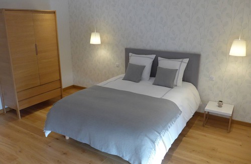 Combourg Bed & Breakfast | 5 Bedroom Bed & breakfast in Combourg