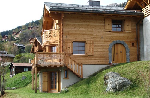 Granges Ski Chalet | 5 bedroom chalet in les masses - heremence
