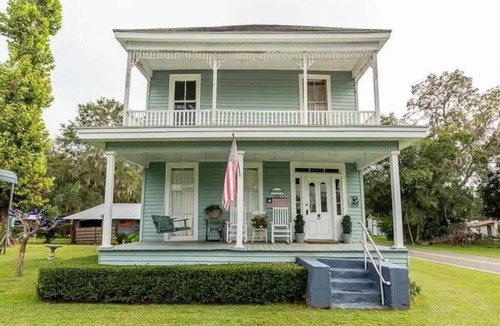 Meldrim House | 5 Bedroom Country Living 20 Mins from Savannah!