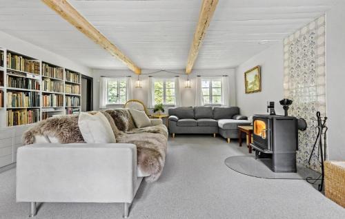 Ørsted House | 5 Bedroom Cozy Home In Ørsted