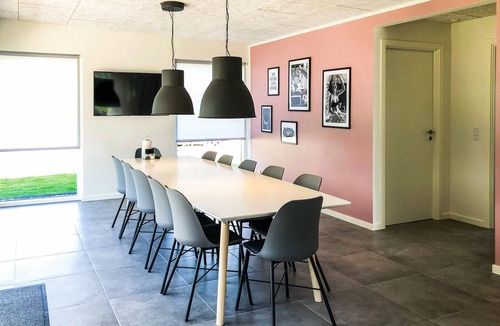 Fjellerup Strand House | 5 bedroom cozy home in Glesborg