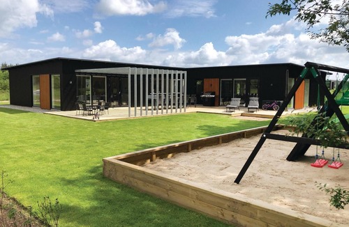 Fjellerup Strand House | 5 bedroom cozy home in Glesborg
