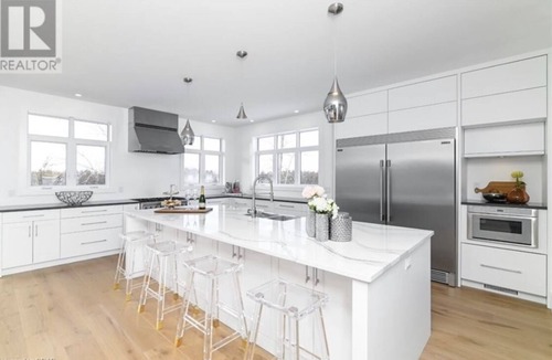 Carrying Place House | 5 bedroom estate home with full gym and hot tub